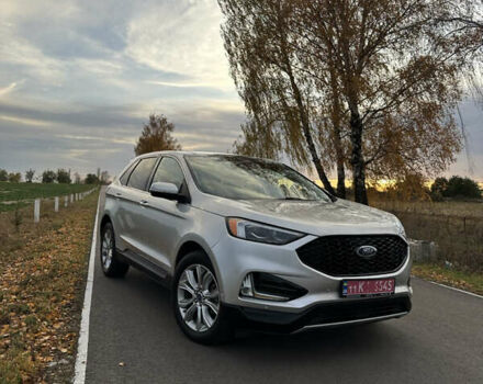 Серый Форд Эдж, объемом двигателя 2 л и пробегом 136 тыс. км за 18500 $, фото 23 на Automoto.ua