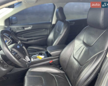 Серый Форд Эдж, объемом двигателя 2 л и пробегом 28 тыс. км за 19300 $, фото 27 на Automoto.ua