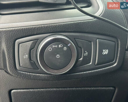 Серый Форд Эдж, объемом двигателя 2 л и пробегом 88 тыс. км за 17200 $, фото 27 на Automoto.ua