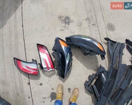 Серый Форд Эдж, объемом двигателя 2 л и пробегом 105 тыс. км за 13950 $, фото 11 на Automoto.ua