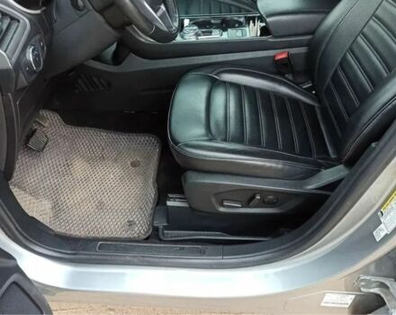 Серый Форд Эдж, объемом двигателя 2 л и пробегом 90 тыс. км за 12300 $, фото 10 на Automoto.ua