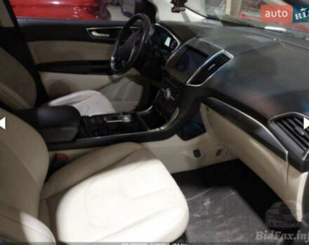 Сірий Форд Едж, об'ємом двигуна 2 л та пробігом 169 тис. км за 14700 $, фото 5 на Automoto.ua