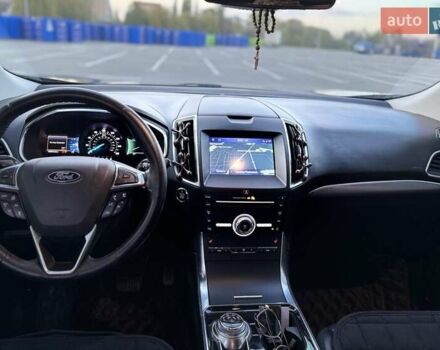 Серый Форд Эдж, объемом двигателя 2 л и пробегом 65 тыс. км за 23000 $, фото 18 на Automoto.ua
