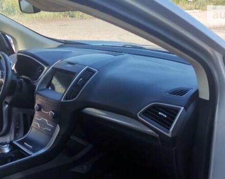 Серый Форд Эдж, объемом двигателя 2 л и пробегом 113 тыс. км за 20100 $, фото 45 на Automoto.ua