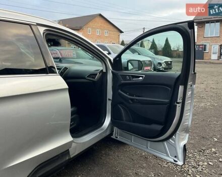 Сірий Форд Едж, об'ємом двигуна 2 л та пробігом 167 тис. км за 14300 $, фото 23 на Automoto.ua