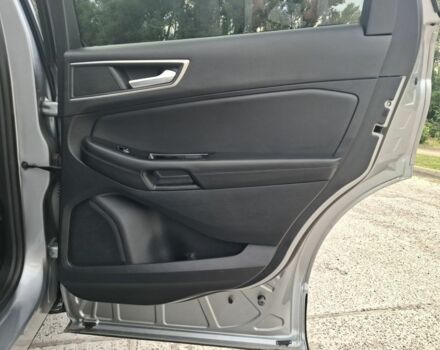 Серый Форд Эдж, объемом двигателя 2 л и пробегом 84 тыс. км за 18000 $, фото 6 на Automoto.ua