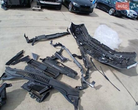 Серый Форд Эдж, объемом двигателя 2 л и пробегом 105 тыс. км за 13950 $, фото 10 на Automoto.ua