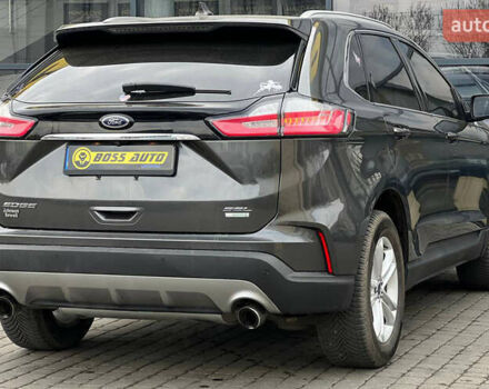 Сірий Форд Едж, об'ємом двигуна 2 л та пробігом 122 тис. км за 17900 $, фото 5 на Automoto.ua