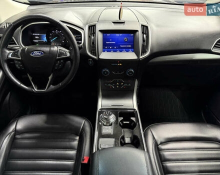 Сірий Форд Едж, об'ємом двигуна 2 л та пробігом 111 тис. км за 19999 $, фото 16 на Automoto.ua