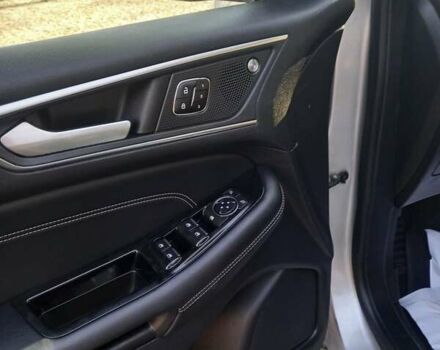 Серый Форд Эдж, объемом двигателя 2 л и пробегом 122 тыс. км за 18000 $, фото 12 на Automoto.ua