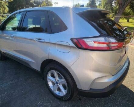 Сірий Форд Едж, об'ємом двигуна 2 л та пробігом 49 тис. км за 11000 $, фото 3 на Automoto.ua