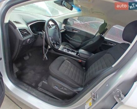 Серый Форд Эдж, объемом двигателя 2 л и пробегом 105 тыс. км за 13950 $, фото 6 на Automoto.ua