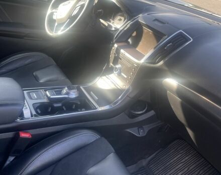 Серый Форд Эдж, объемом двигателя 2.7 л и пробегом 170 тыс. км за 19000 $, фото 13 на Automoto.ua