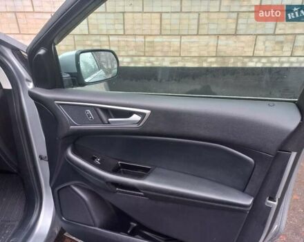 Серый Форд Эдж, объемом двигателя 2 л и пробегом 28 тыс. км за 21999 $, фото 7 на Automoto.ua