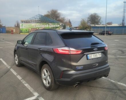 Серый Форд Эдж, объемом двигателя 2 л и пробегом 57 тыс. км за 20000 $, фото 3 на Automoto.ua