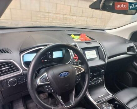 Серый Форд Эдж, объемом двигателя 2 л и пробегом 28 тыс. км за 21999 $, фото 13 на Automoto.ua