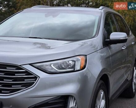 Сірий Форд Едж, об'ємом двигуна 2 л та пробігом 130 тис. км за 20999 $, фото 4 на Automoto.ua
