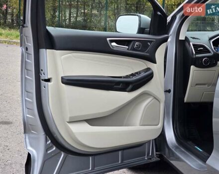 Сірий Форд Едж, об'ємом двигуна 2 л та пробігом 130 тис. км за 20999 $, фото 24 на Automoto.ua