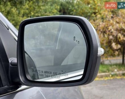 Серый Форд Эдж, объемом двигателя 2 л и пробегом 130 тыс. км за 20999 $, фото 18 на Automoto.ua