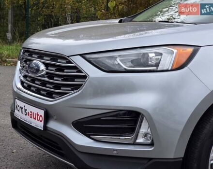 Сірий Форд Едж, об'ємом двигуна 2 л та пробігом 130 тис. км за 20999 $, фото 7 на Automoto.ua