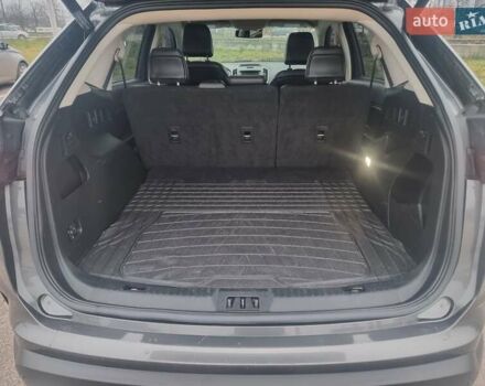 Сірий Форд Едж, об'ємом двигуна 2 л та пробігом 152 тис. км за 16900 $, фото 8 на Automoto.ua