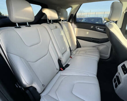 Сірий Форд Едж, об'ємом двигуна 2 л та пробігом 122 тис. км за 19500 $, фото 39 на Automoto.ua