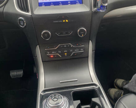 Серый Форд Эдж, объемом двигателя 2 л и пробегом 151 тыс. км за 18699 $, фото 21 на Automoto.ua