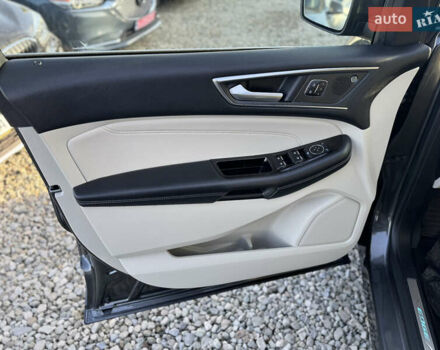 Сірий Форд Едж, об'ємом двигуна 2 л та пробігом 122 тис. км за 19500 $, фото 18 на Automoto.ua