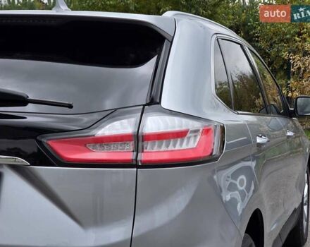 Сірий Форд Едж, об'ємом двигуна 2 л та пробігом 130 тис. км за 20999 $, фото 14 на Automoto.ua