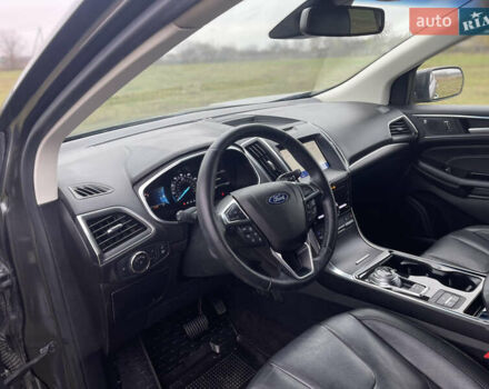 Серый Форд Эдж, объемом двигателя 2 л и пробегом 93 тыс. км за 19600 $, фото 24 на Automoto.ua