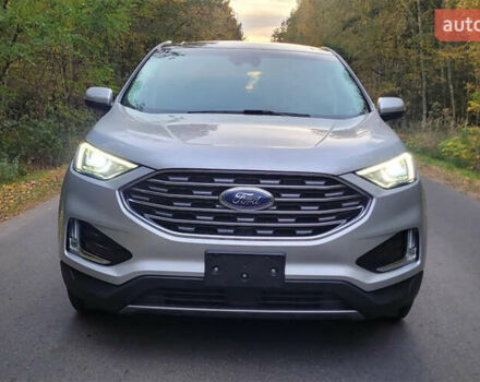 Сірий Форд Едж, об'ємом двигуна 2 л та пробігом 47 тис. км за 16600 $, фото 3 на Automoto.ua