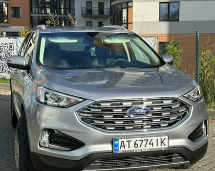 Сірий Форд Едж, об'ємом двигуна 2 л та пробігом 123 тис. км за 17600 $, фото 1 на Automoto.ua