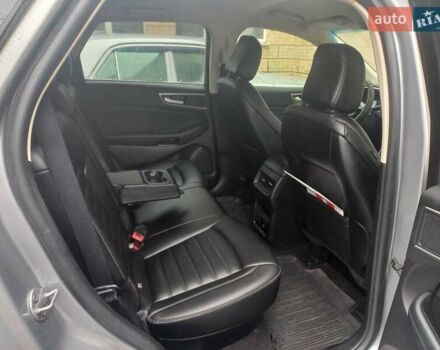 Серый Форд Эдж, объемом двигателя 2 л и пробегом 28 тыс. км за 21999 $, фото 3 на Automoto.ua