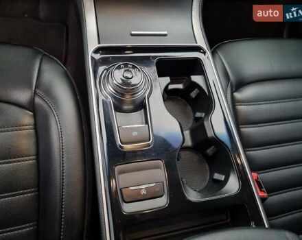 Сірий Форд Едж, об'ємом двигуна 2 л та пробігом 152 тис. км за 16900 $, фото 19 на Automoto.ua