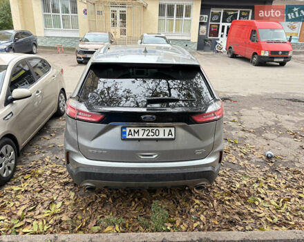 Сірий Форд Едж, об'ємом двигуна 2 л та пробігом 134 тис. км за 19500 $, фото 3 на Automoto.ua