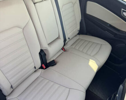 Серый Форд Эдж, объемом двигателя 2 л и пробегом 136 тыс. км за 18800 $, фото 17 на Automoto.ua