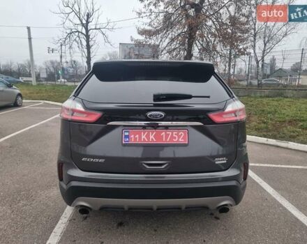 Сірий Форд Едж, об'ємом двигуна 2 л та пробігом 152 тис. км за 16900 $, фото 4 на Automoto.ua