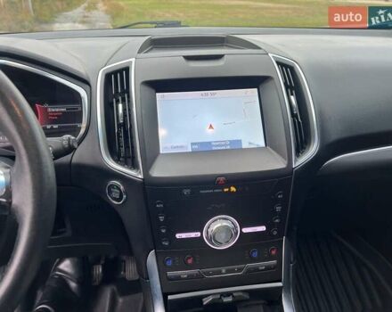 Серый Форд Эдж, объемом двигателя 2 л и пробегом 78 тыс. км за 16500 $, фото 14 на Automoto.ua