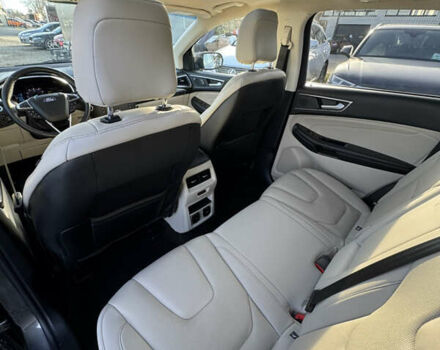 Сірий Форд Едж, об'ємом двигуна 2 л та пробігом 122 тис. км за 19500 $, фото 26 на Automoto.ua