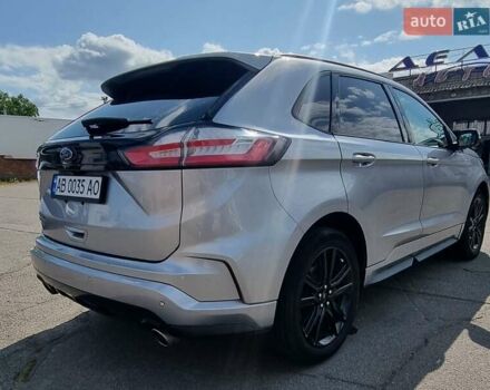Сірий Форд Едж, об'ємом двигуна 2 л та пробігом 133 тис. км за 20550 $, фото 3 на Automoto.ua