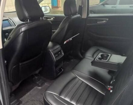 Серый Форд Эдж, объемом двигателя 2 л и пробегом 28 тыс. км за 21999 $, фото 18 на Automoto.ua