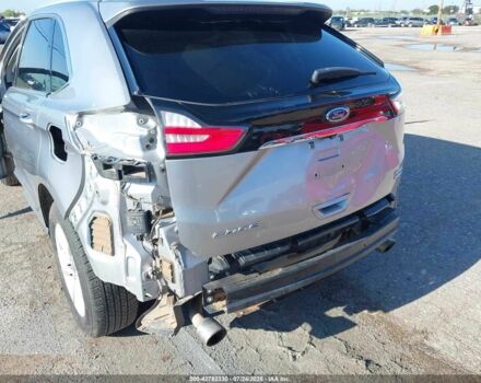 Серый Форд Эдж, объемом двигателя 2 л и пробегом 118 тыс. км за 10900 $, фото 5 на Automoto.ua