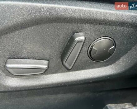 Серый Форд Эдж, объемом двигателя 2 л и пробегом 78 тыс. км за 16500 $, фото 13 на Automoto.ua