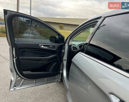 Серый Форд Эдж, объемом двигателя 2 л и пробегом 78 тыс. км за 16500 $, фото 10 на Automoto.ua