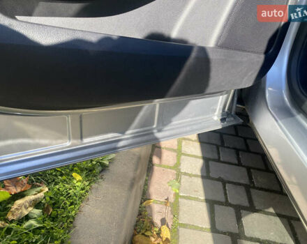 Сірий Форд Едж, об'ємом двигуна 2 л та пробігом 123 тис. км за 17600 $, фото 40 на Automoto.ua