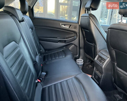 Сірий Форд Едж, об'ємом двигуна 2 л та пробігом 129 тис. км за 12800 $, фото 12 на Automoto.ua