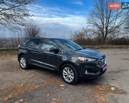 Серый Форд Эдж, объемом двигателя 2 л и пробегом 129 тыс. км за 18999 $, фото 3 на Automoto.ua