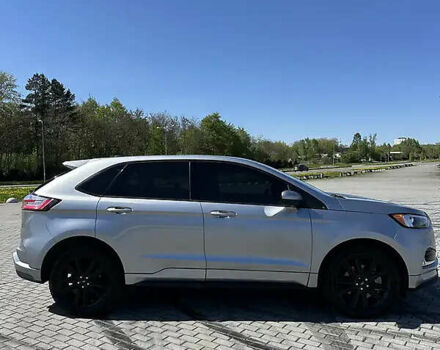 Серый Форд Эдж, объемом двигателя 2 л и пробегом 63 тыс. км за 17000 $, фото 3 на Automoto.ua