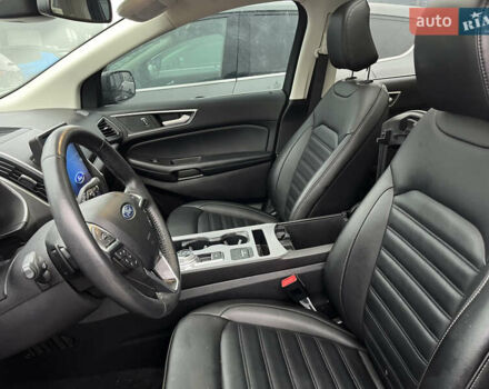Сірий Форд Едж, об'ємом двигуна 2 л та пробігом 147 тис. км за 16700 $, фото 8 на Automoto.ua