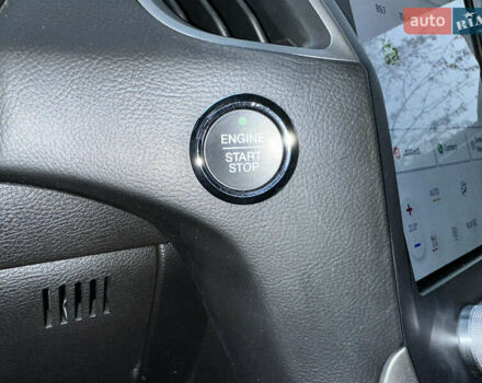 Серый Форд Эдж, объемом двигателя 2 л и пробегом 111 тыс. км за 22999 $, фото 20 на Automoto.ua